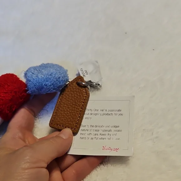 Thirty-One Multicolor Keychain Accessory - Picture 4 of 5